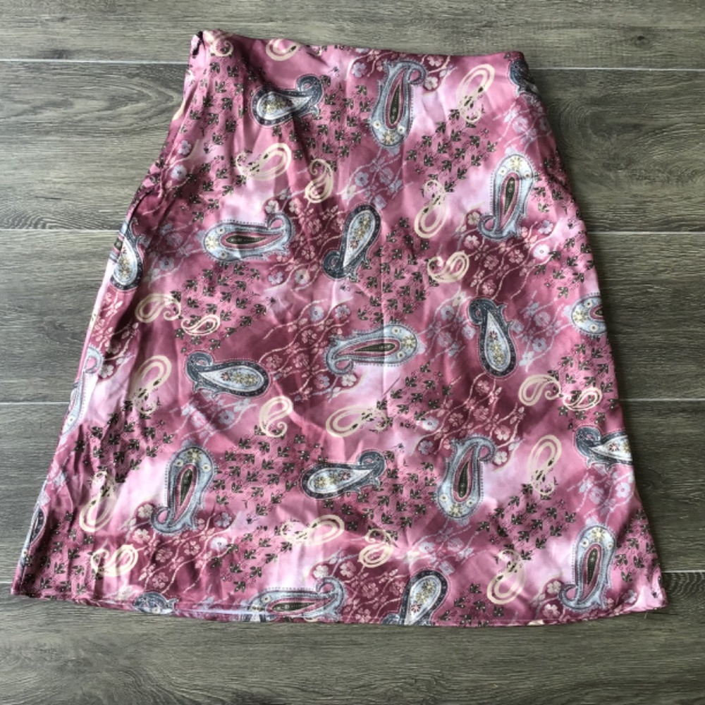 Rikki J New York Women’s Pink Paisley Lined A-Line Skirt Size 8 - Picture 2 of 8